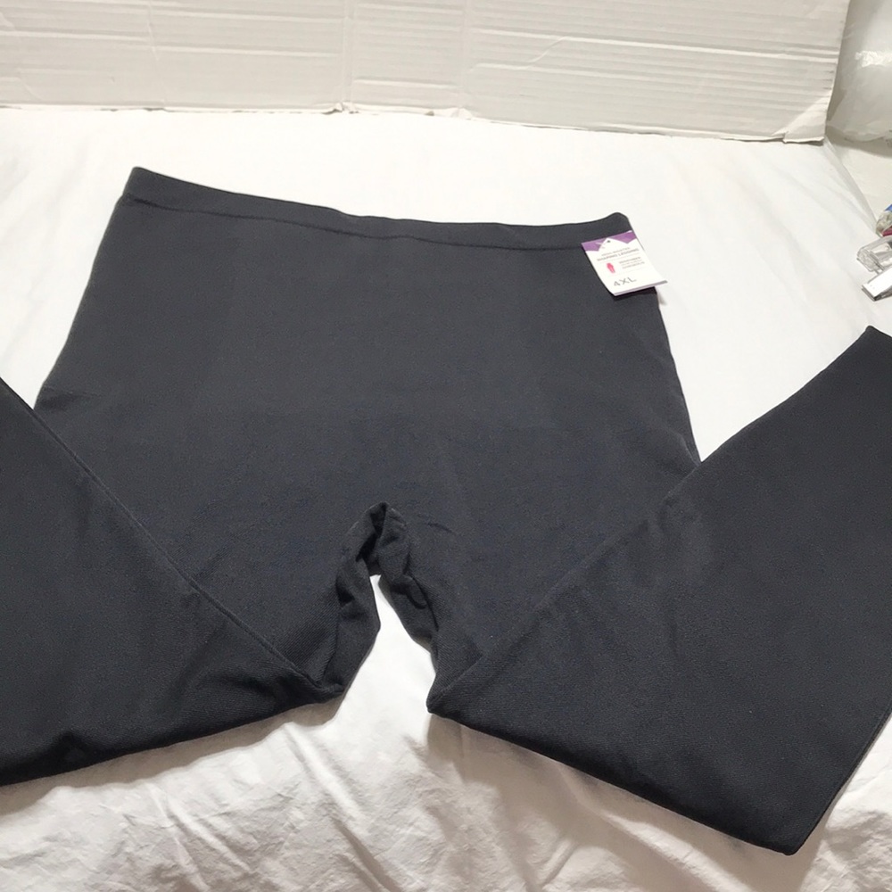 Empetur high waisted shaping legging. NWT